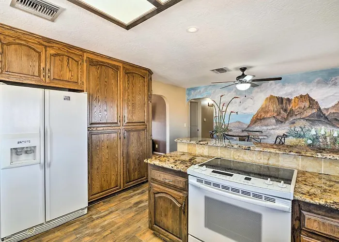 Bullhead W/ Private Pool, Hot Tub & View